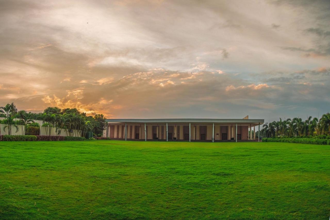 Four Points By Sheraton Mahabalipuram Resort & Convention Center Exteriör bild