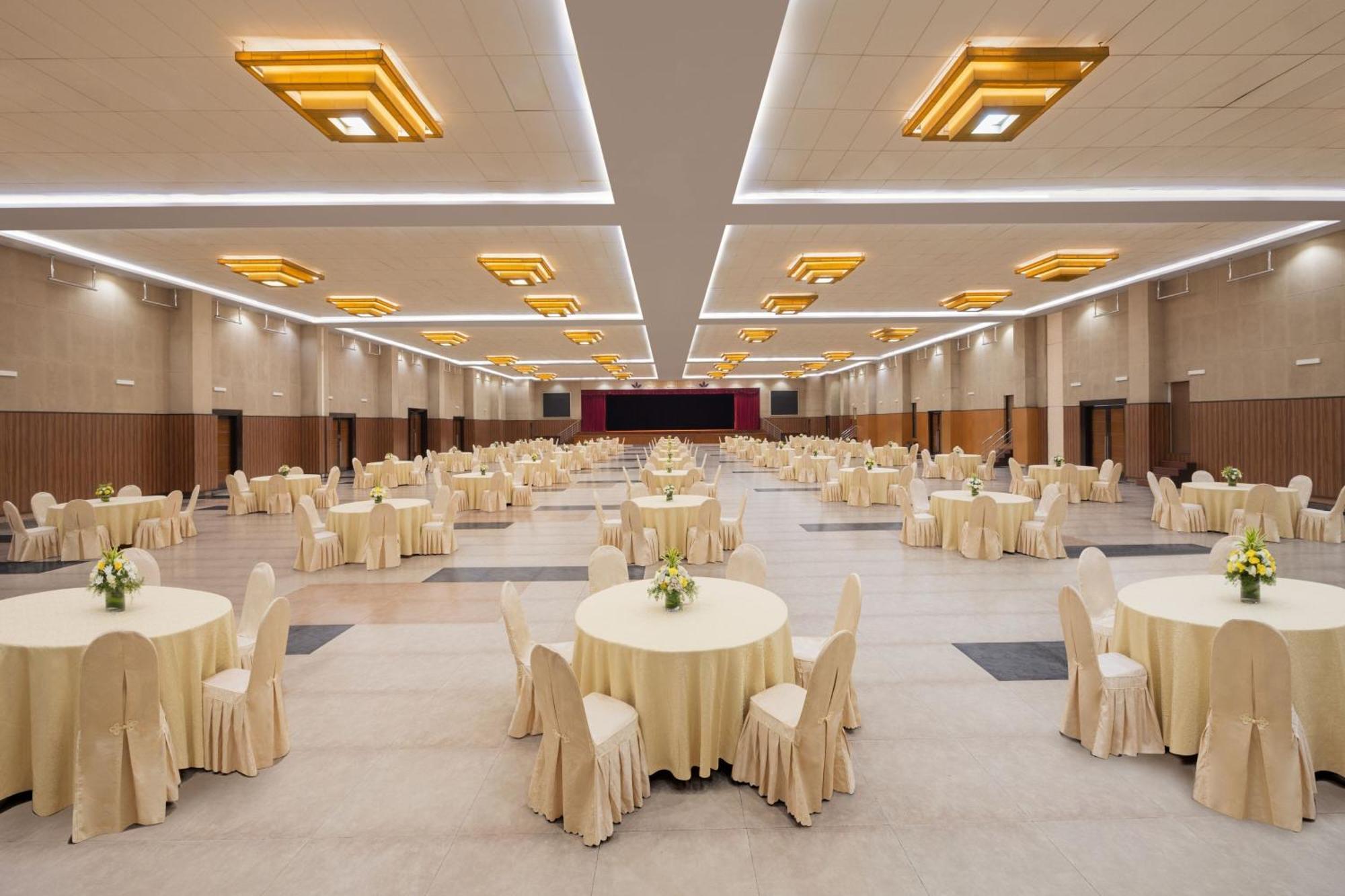 Four Points By Sheraton Mahabalipuram Resort & Convention Center Exteriör bild